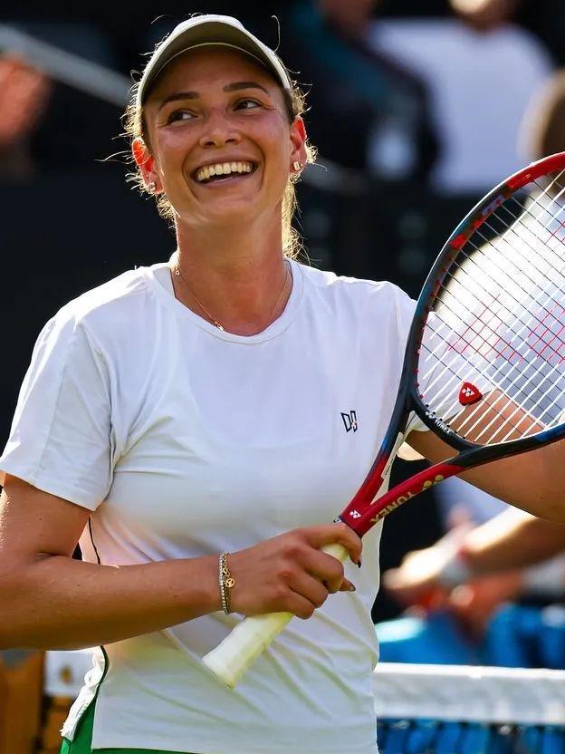 接连两次荣 接连两次荣