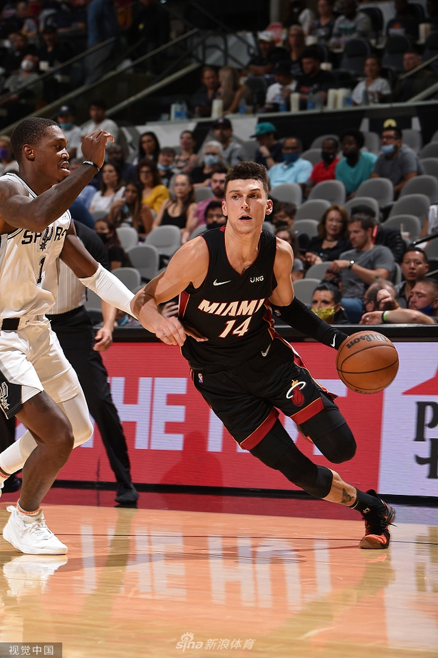 为俱乐部而 为俱乐部而