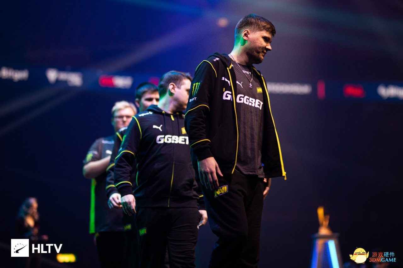 成为焦点 成为焦点